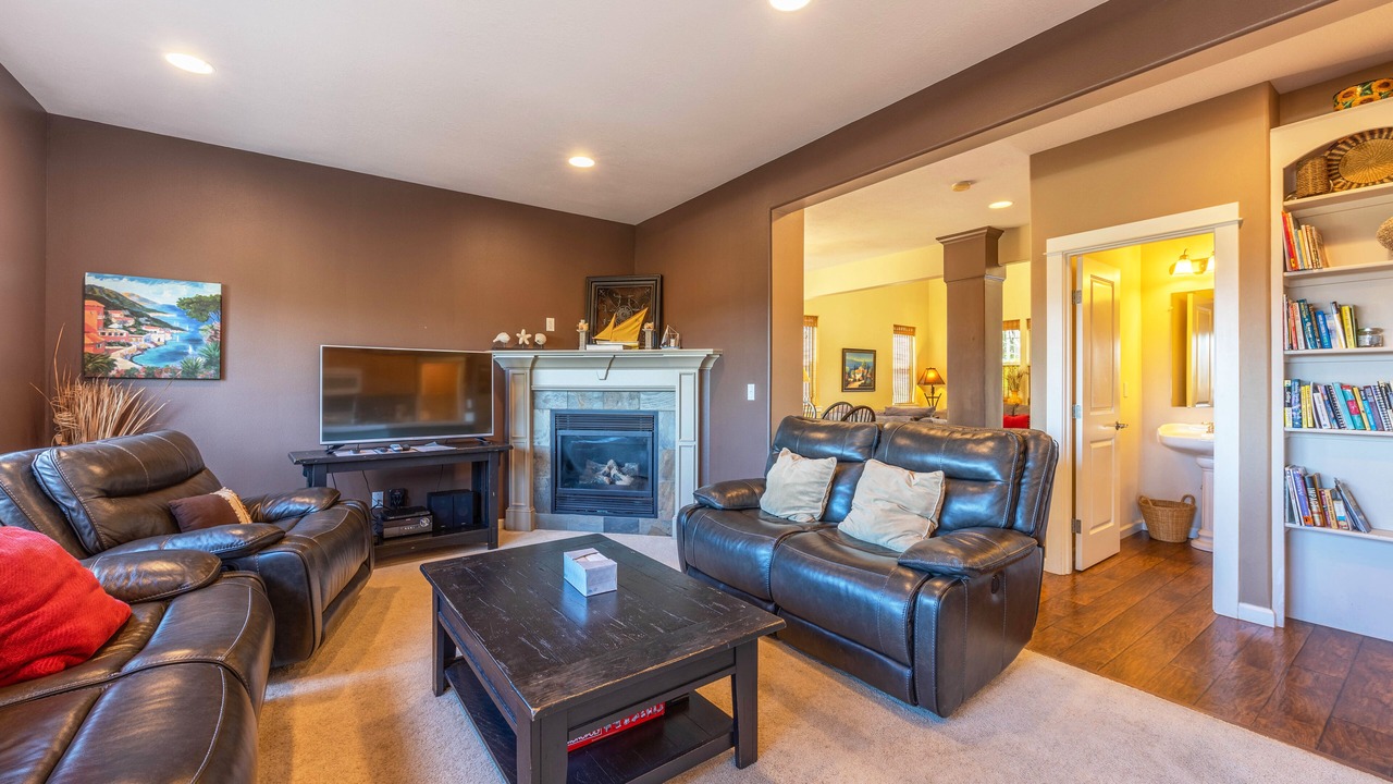 Photo of Livingroom in Hood River