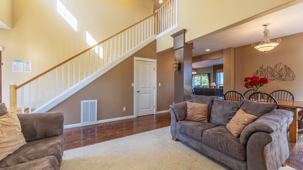 Photo of Livingroom in Hood River