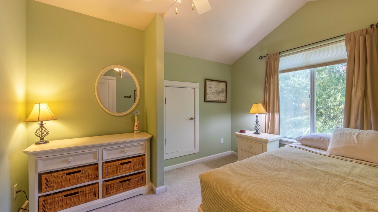 Photo of Bedroom in Hood River