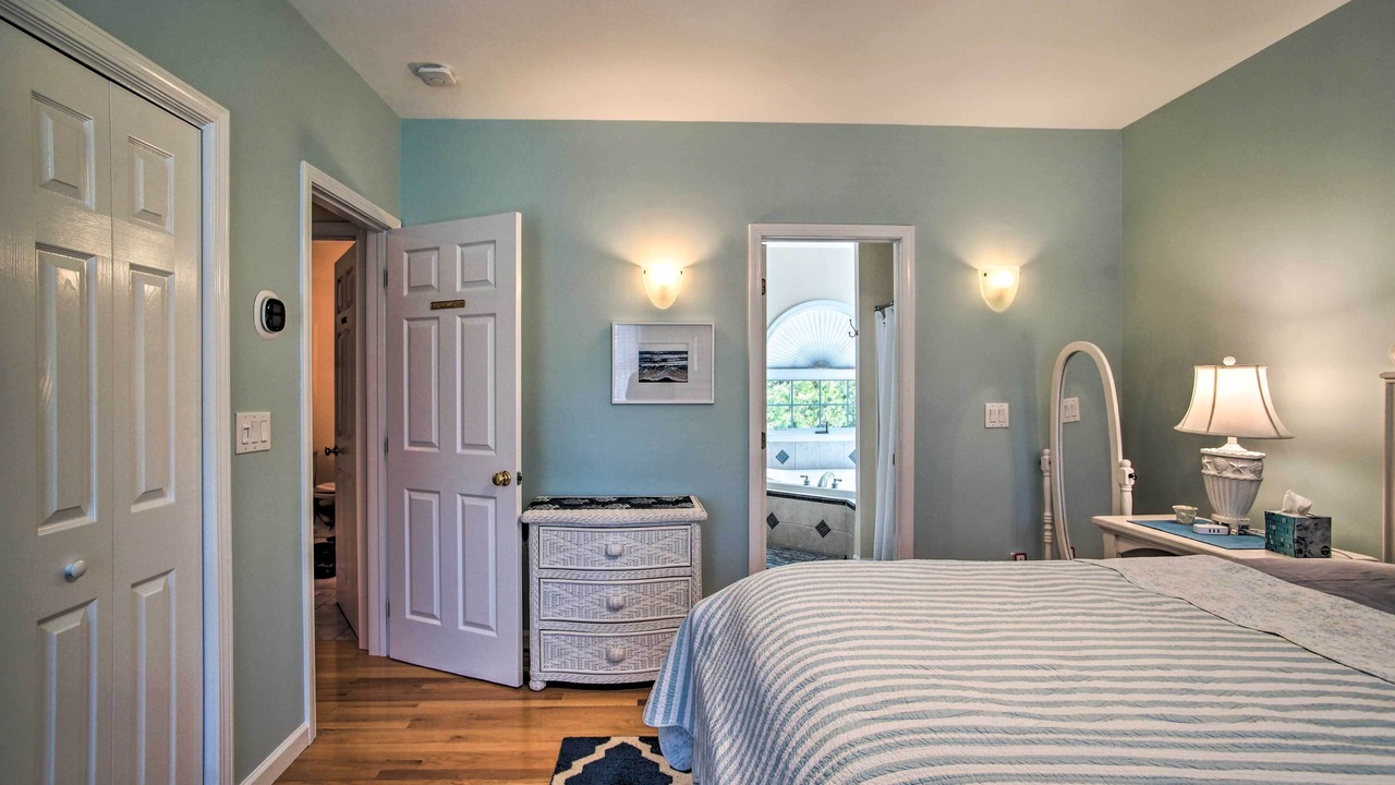 Photo of Bedroom in South Chatham