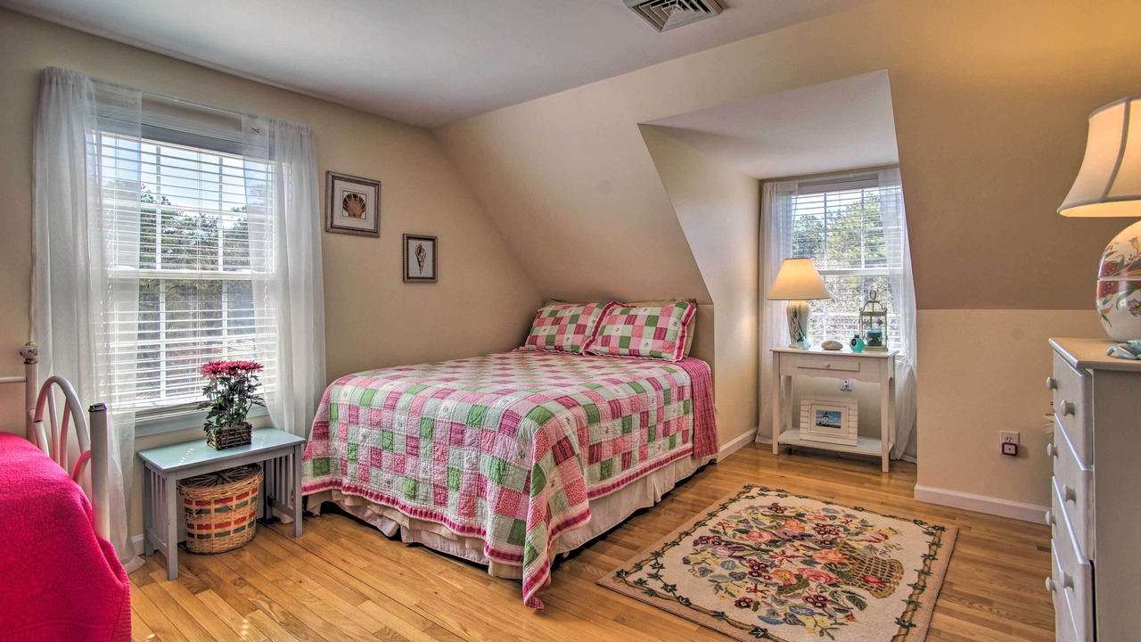 Photo of Bedroom in South Chatham