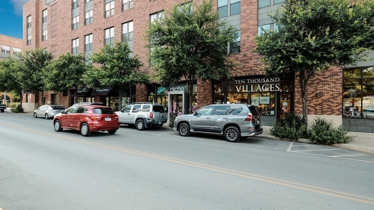Photo of Outdoor in Tobin Hill