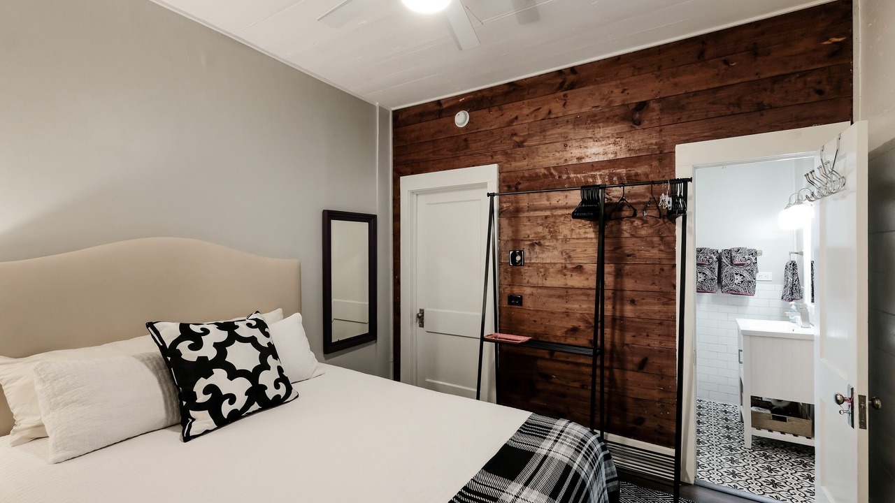 Photo of Bedroom in Tobin Hill