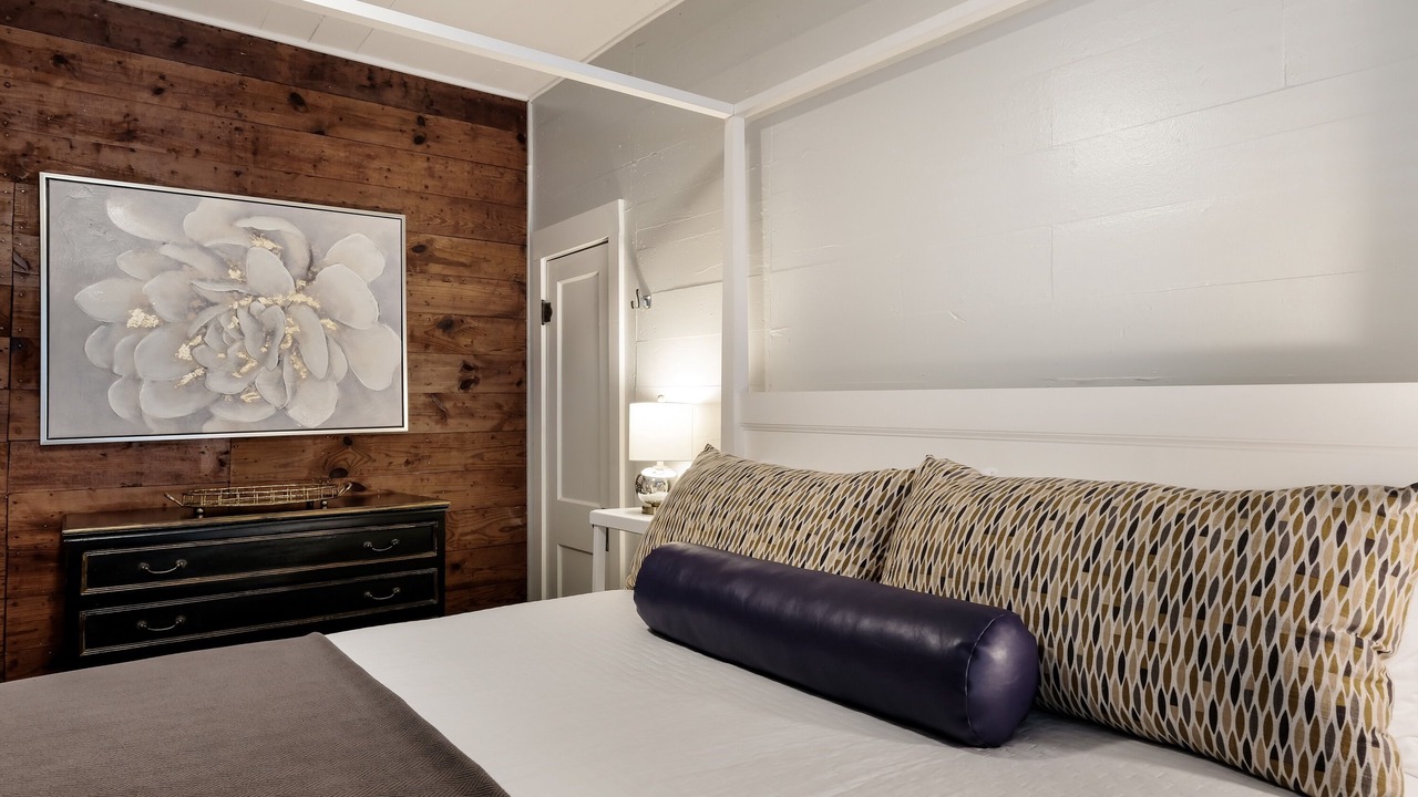 Photo of Bedroom in Tobin Hill