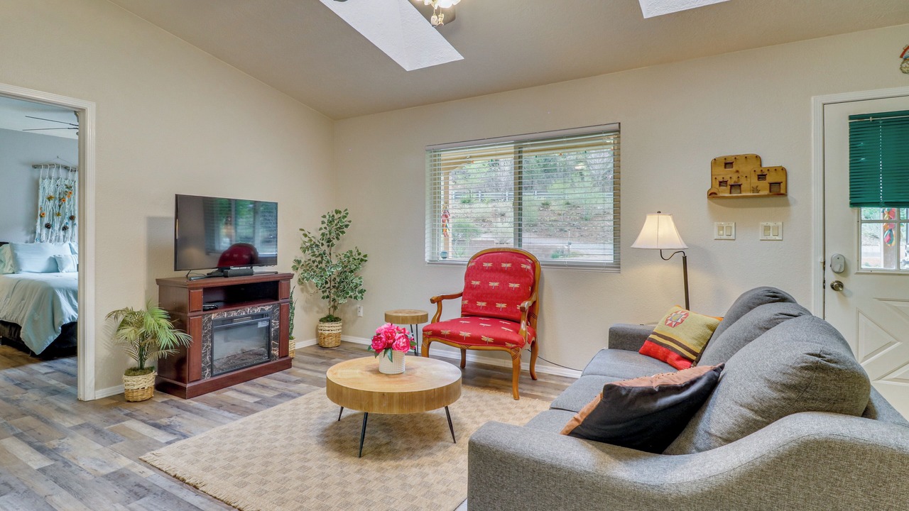 Photo of Livingroom in Jemez Springs