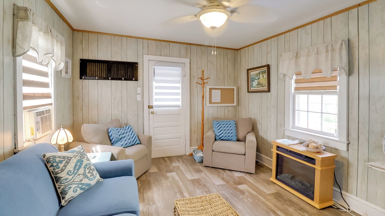 Photo of Livingroom in Long Neck