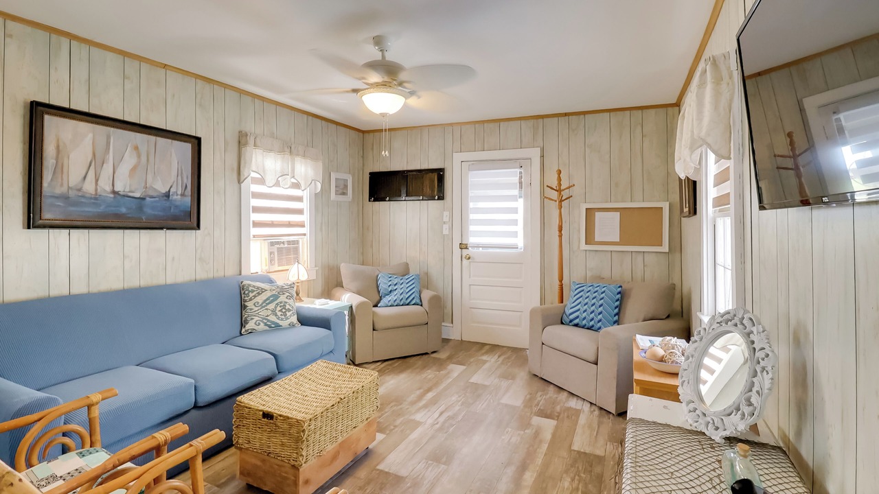 Photo of Livingroom in Long Neck