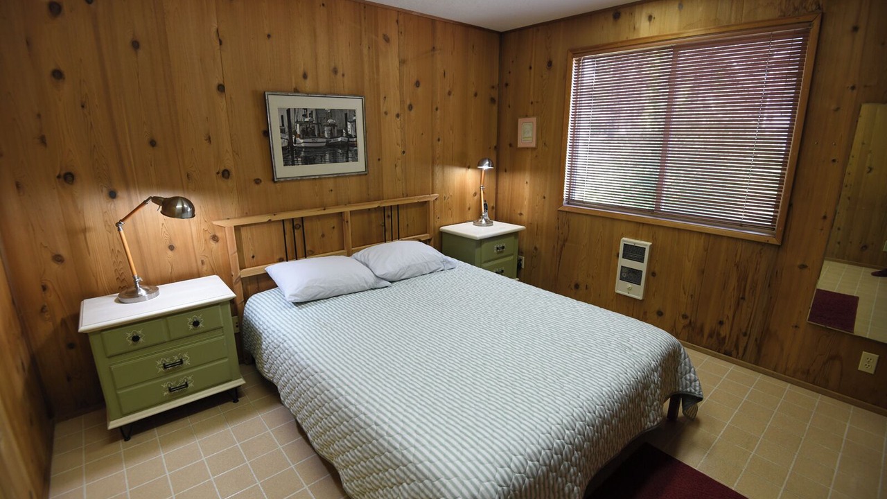 Photo of Bedroom in Yachats