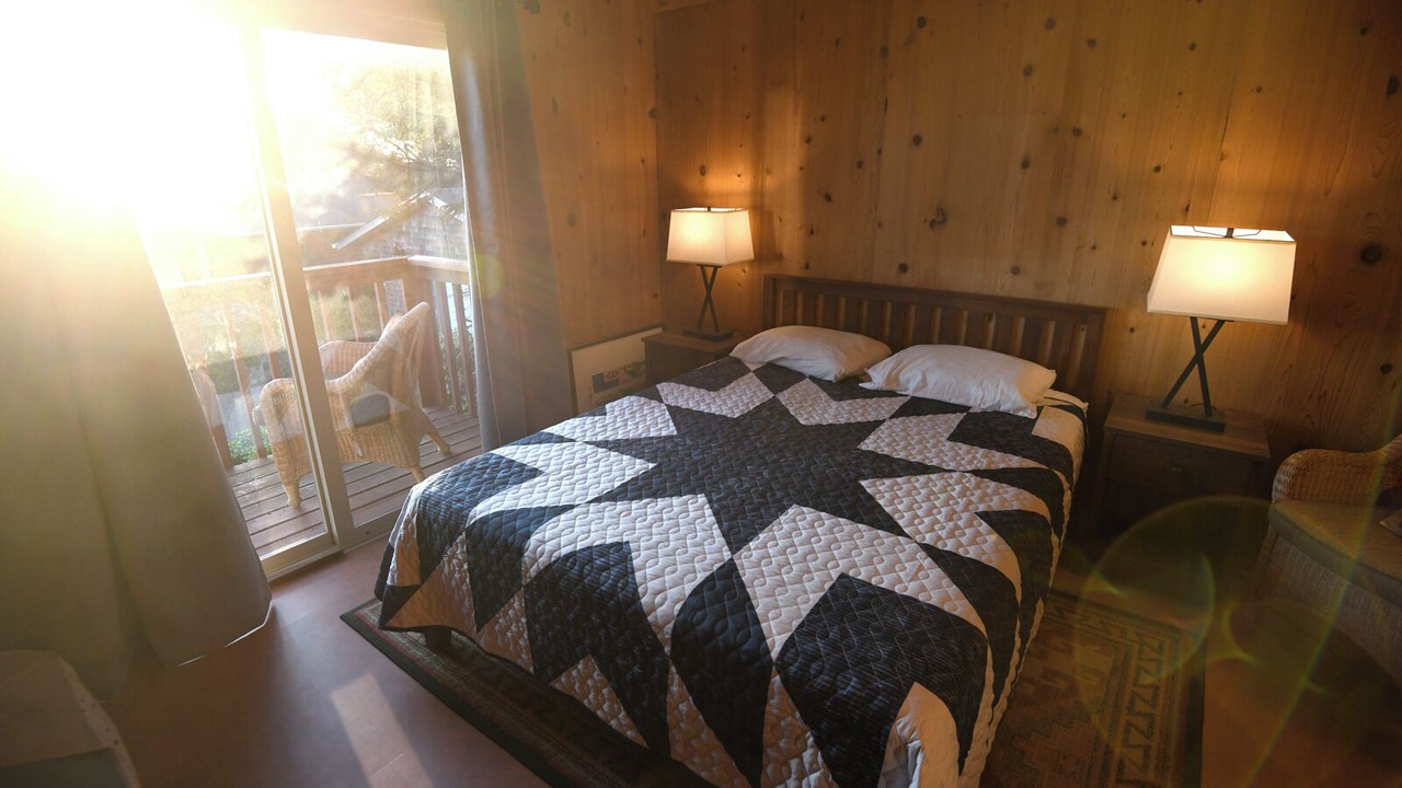 Photo of Bedroom in Yachats