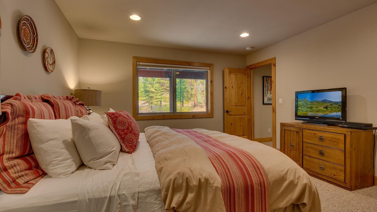 Photo of Others in Tahoe Vista