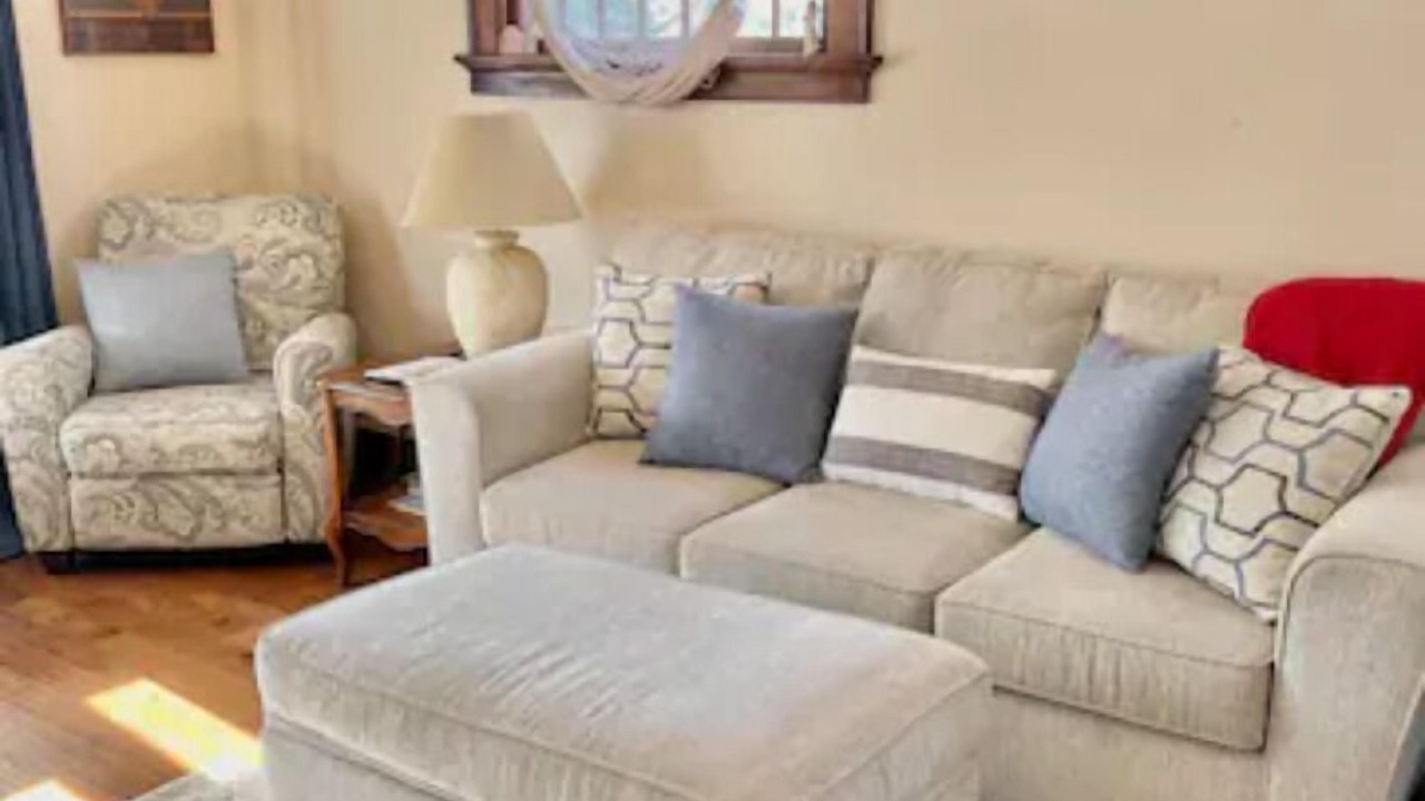 Photo of Livingroom in Two Rivers