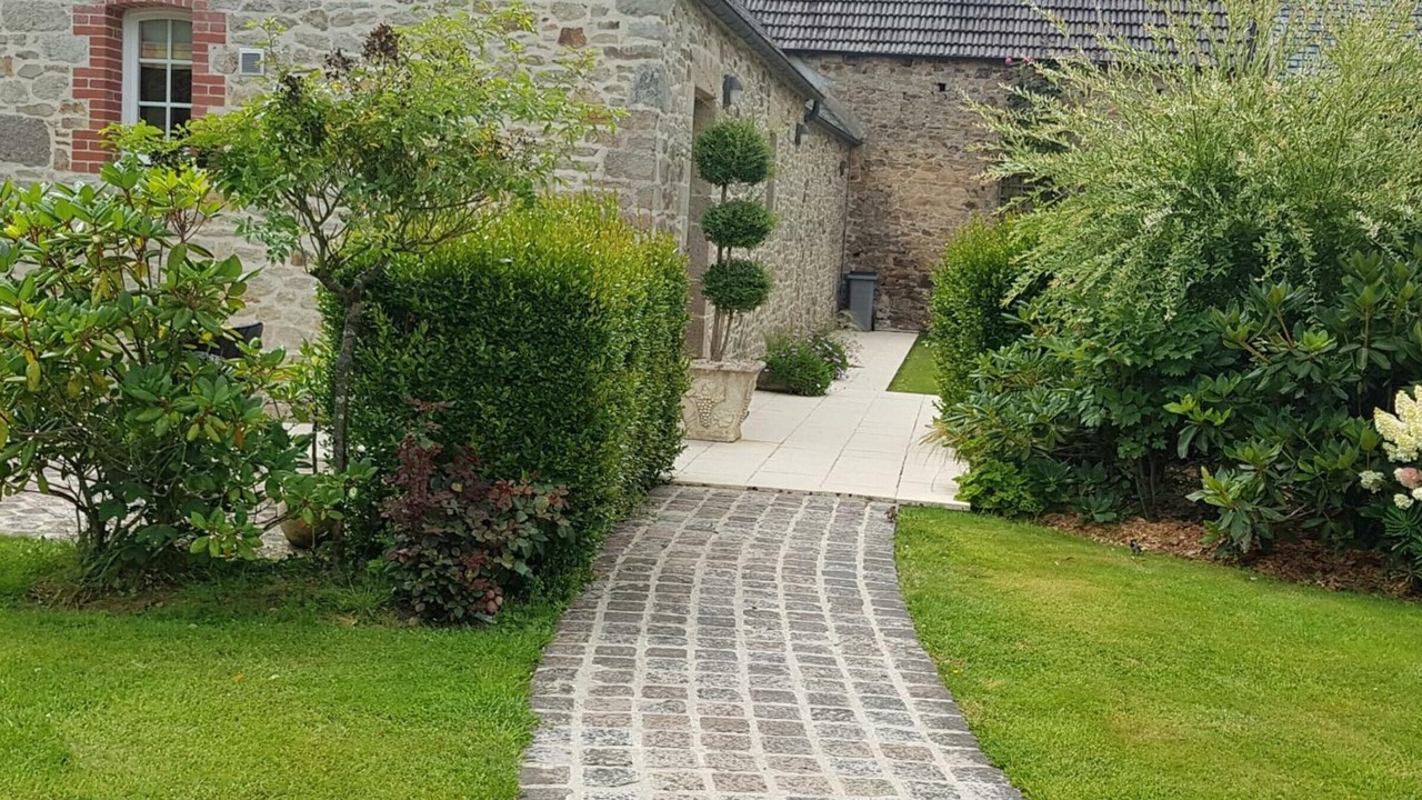 Photo of Outdoor in Grosville