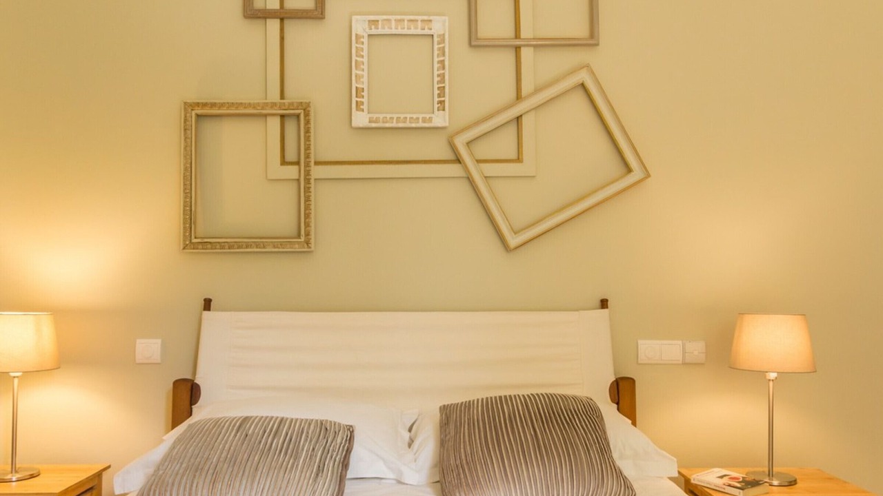 Photo of Bedroom in Grosville