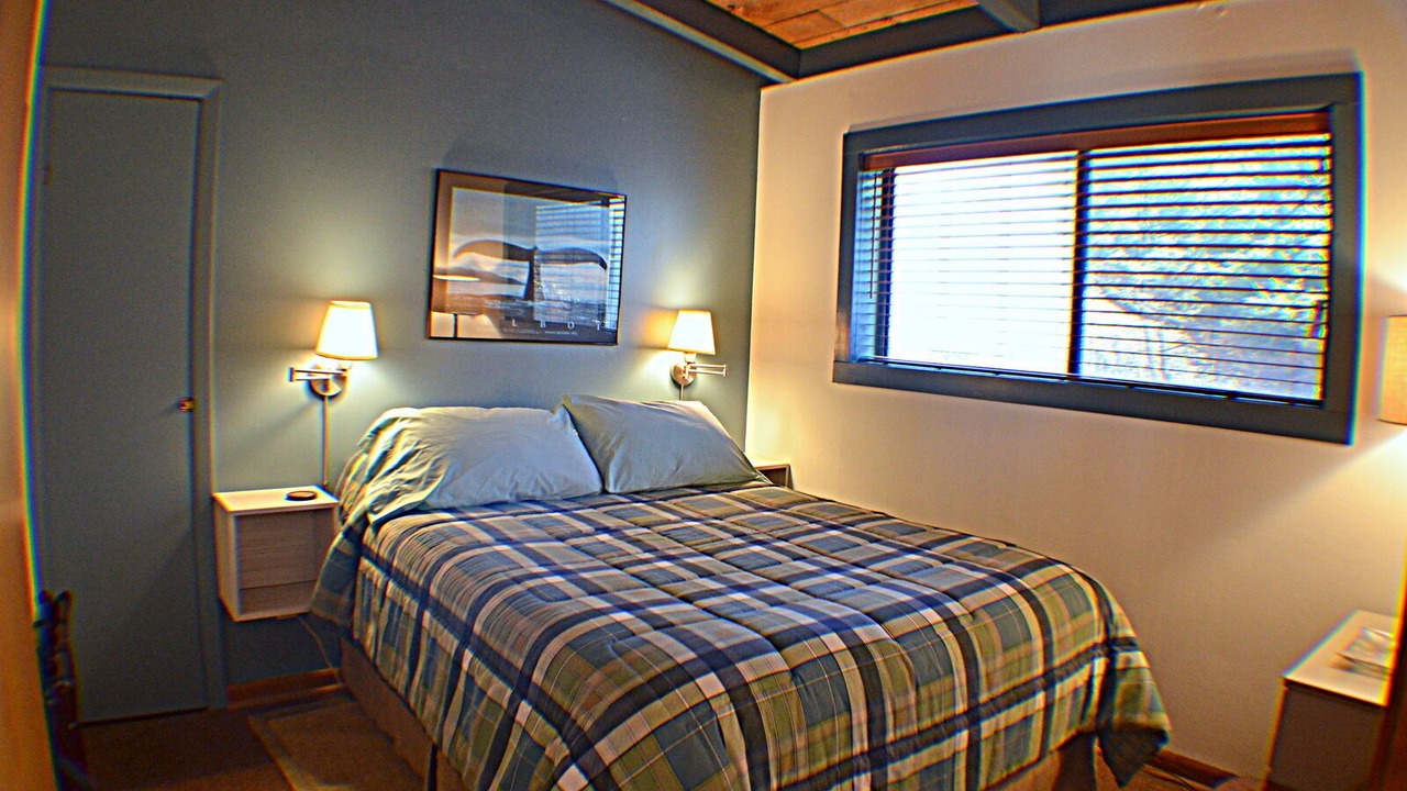Photo of Bedroom in Yachats