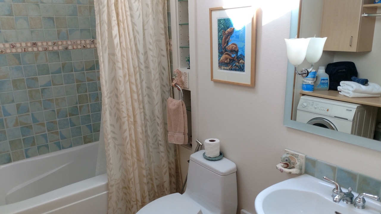 Photo of Bathroom in Yachats
