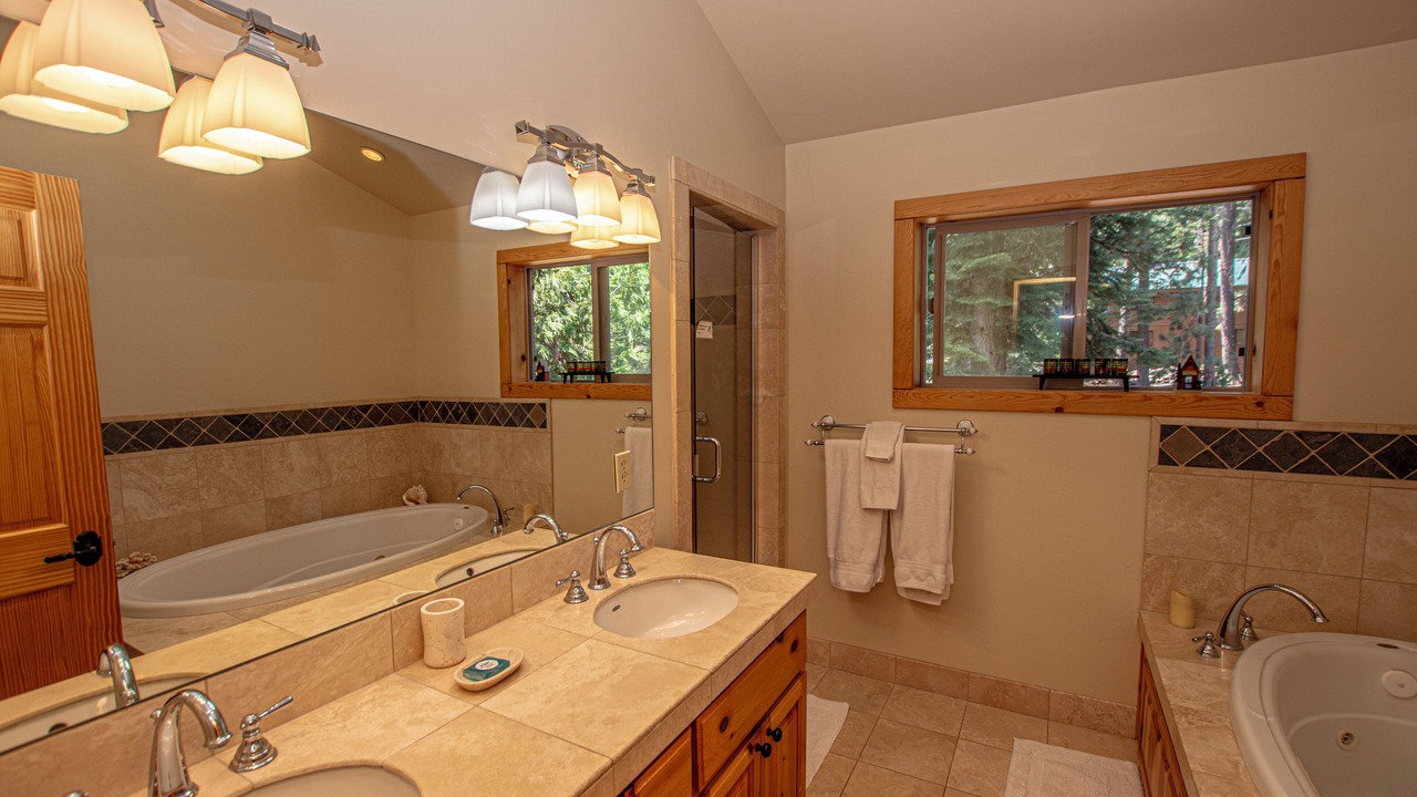 Photo of Bathroom in Tahoe Woods
