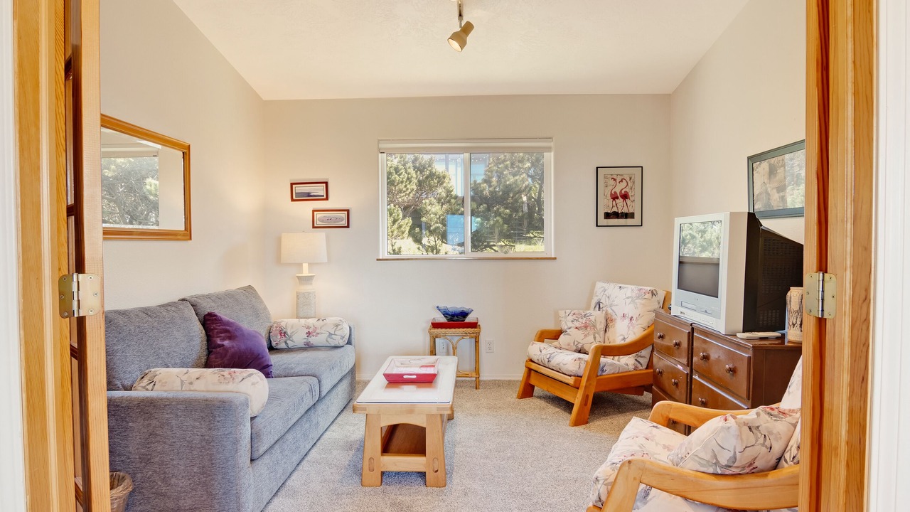 Photo of Livingroom in Bayshore