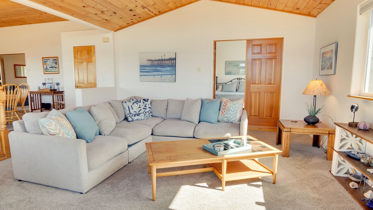 Photo of Livingroom in Bayshore