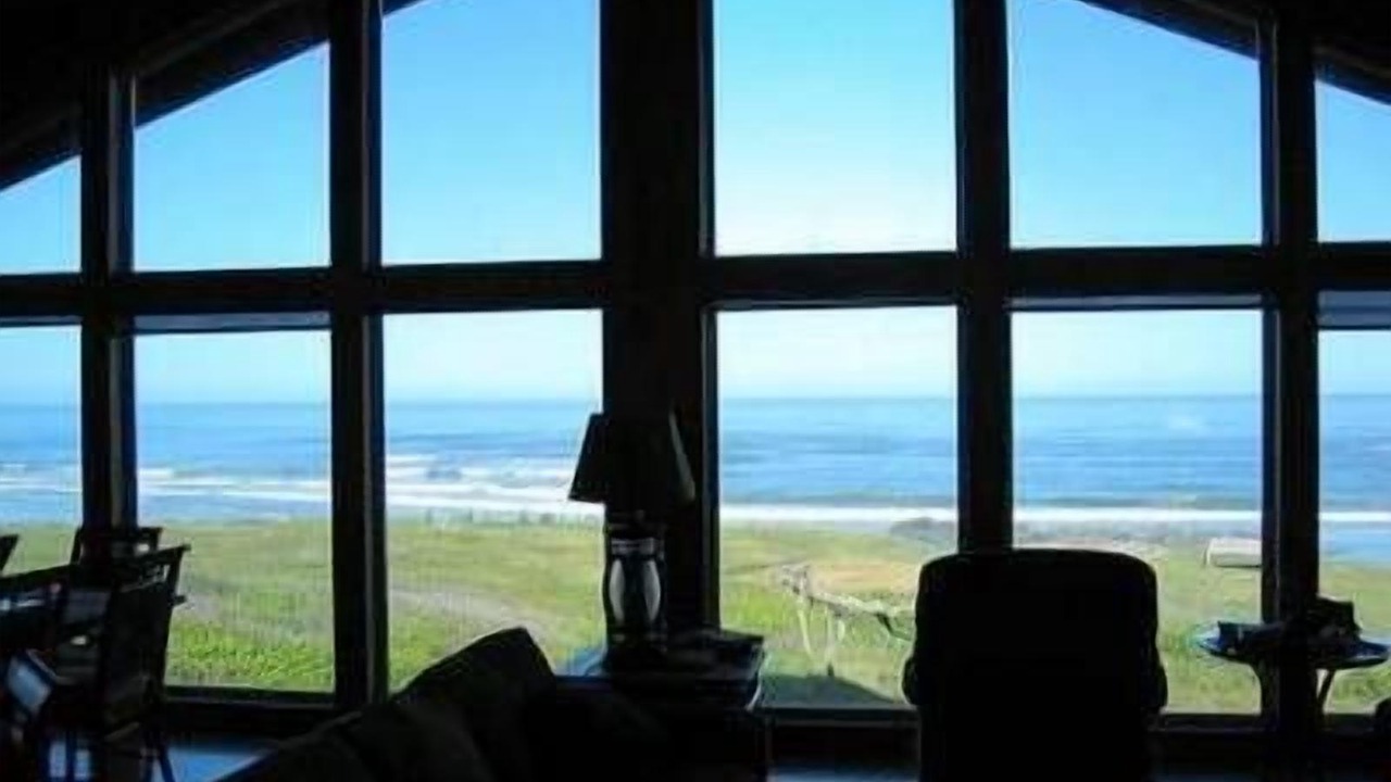Photo of Others in Yachats