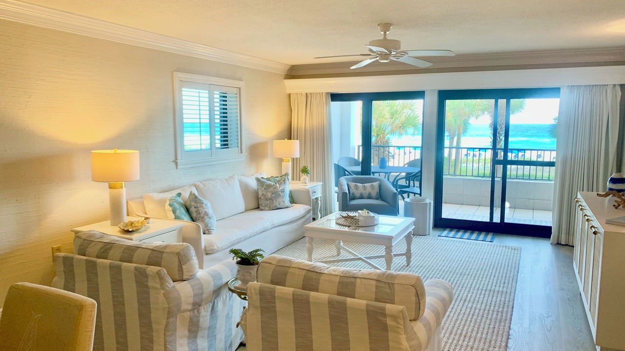 Photo of Livingroom in Destin