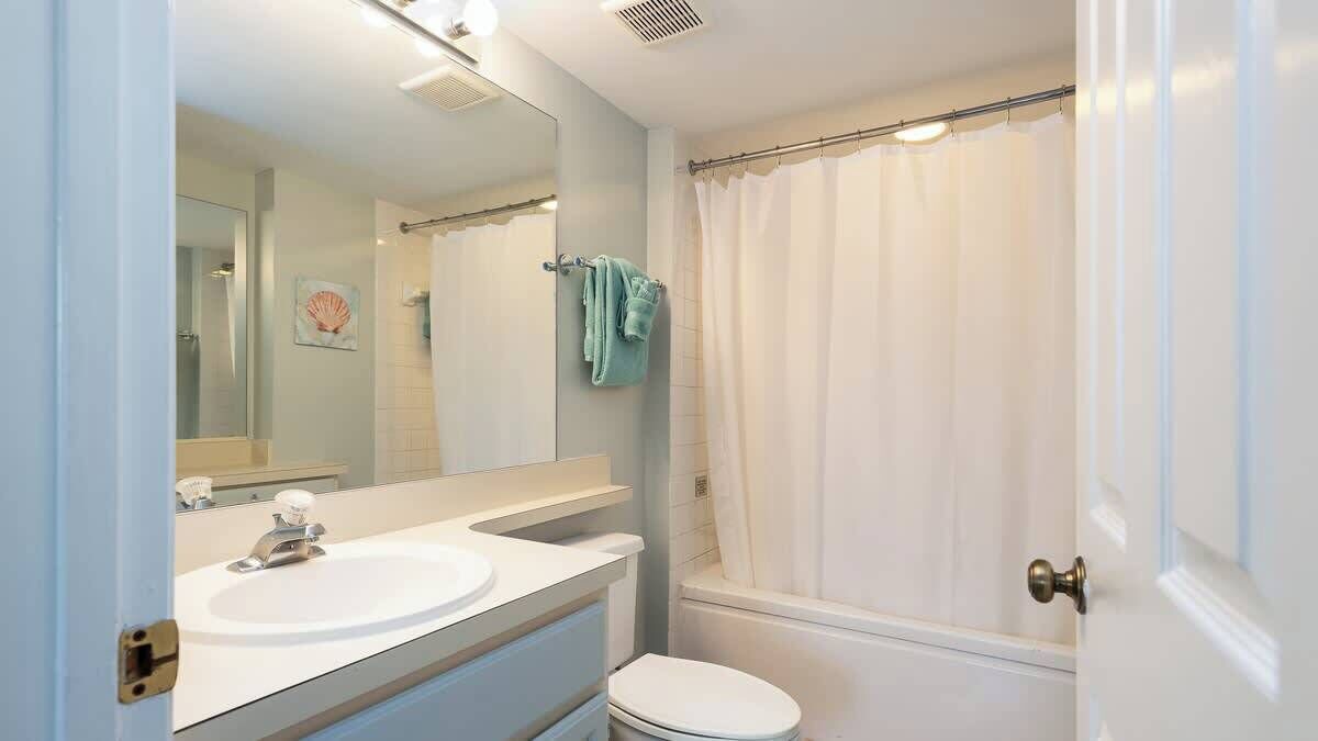 Photo of Bathroom in Tavernier