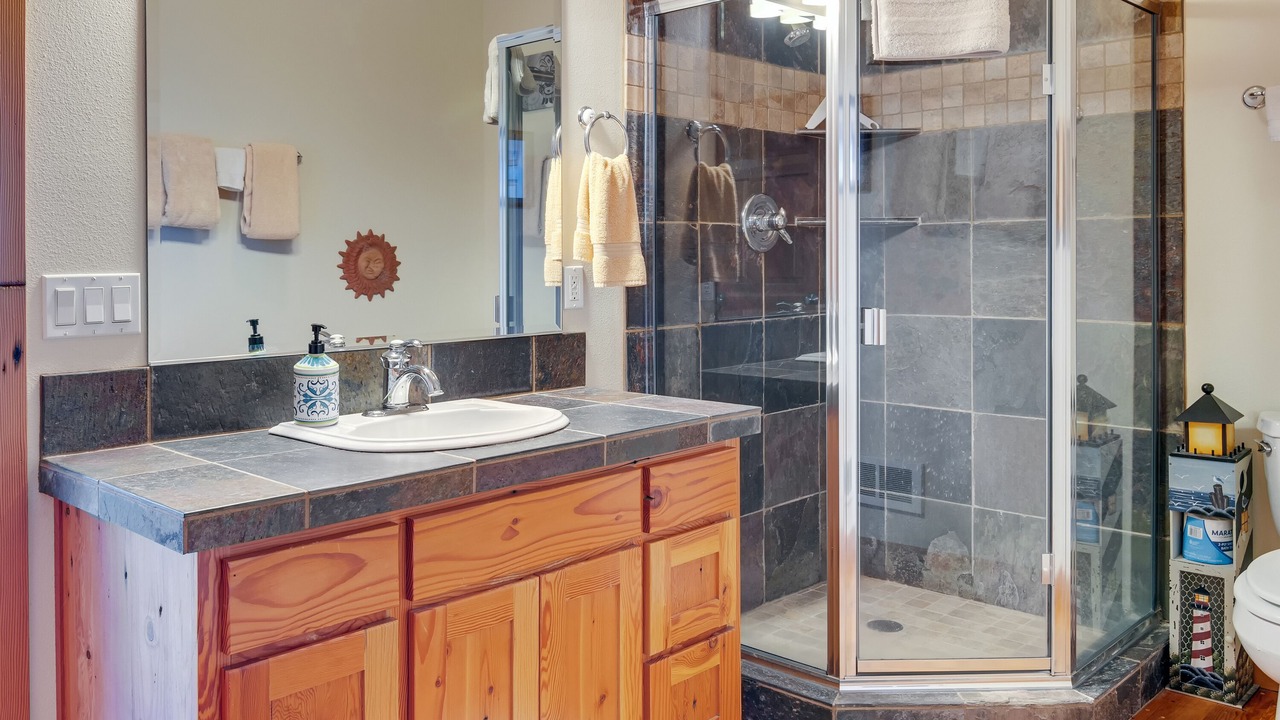 Photo of Bathroom in Yachats