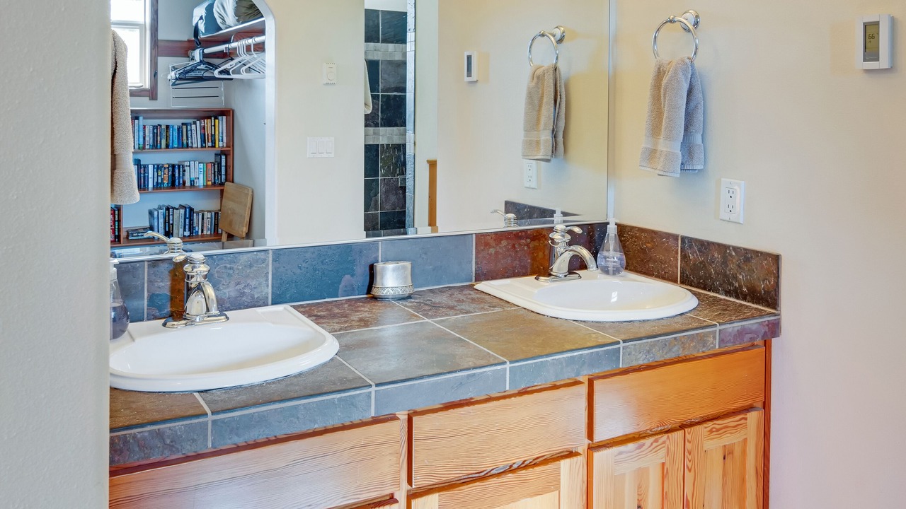 Photo of Bathroom in Yachats