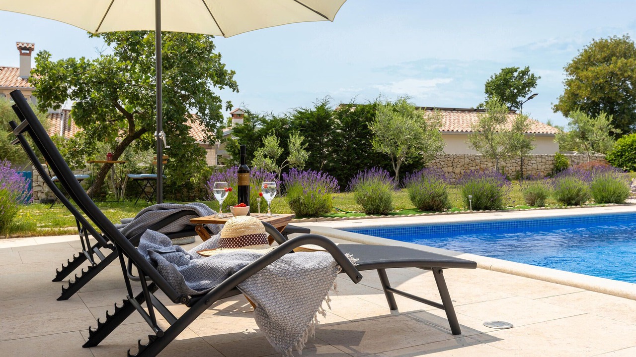 Photo of Outdoor in Rasa