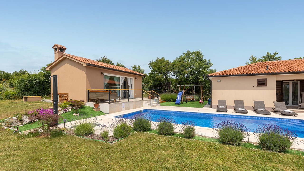 Photo of Outdoor in Rasa