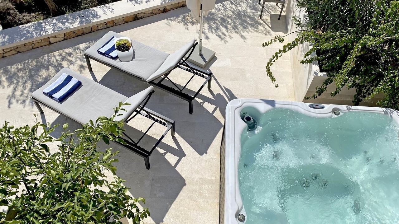 Photo of Patio Balcony in Cove Osibova (Milna)