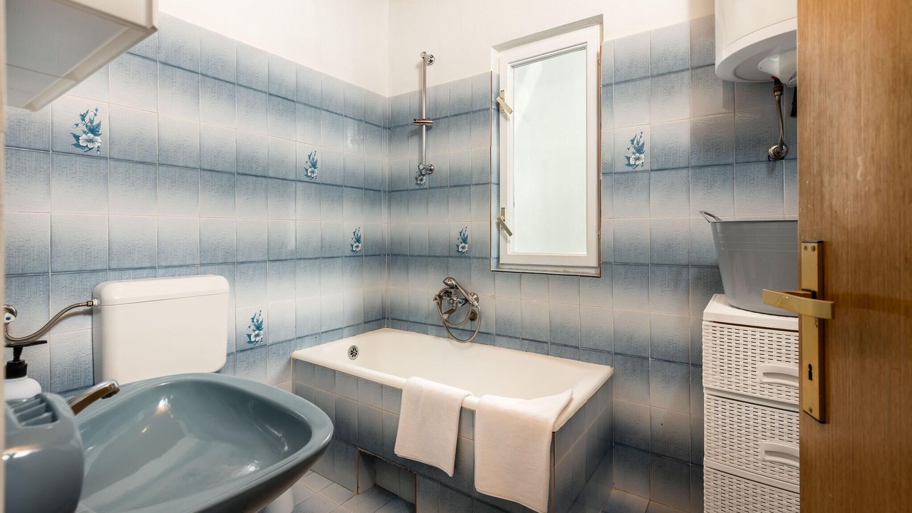 Photo of Bathroom in Kampor