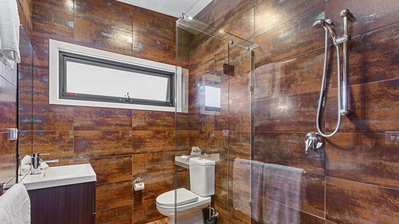 Photo of Bathroom in Apollo Bay
