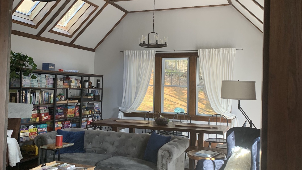 Photo of Livingroom in Hensonville