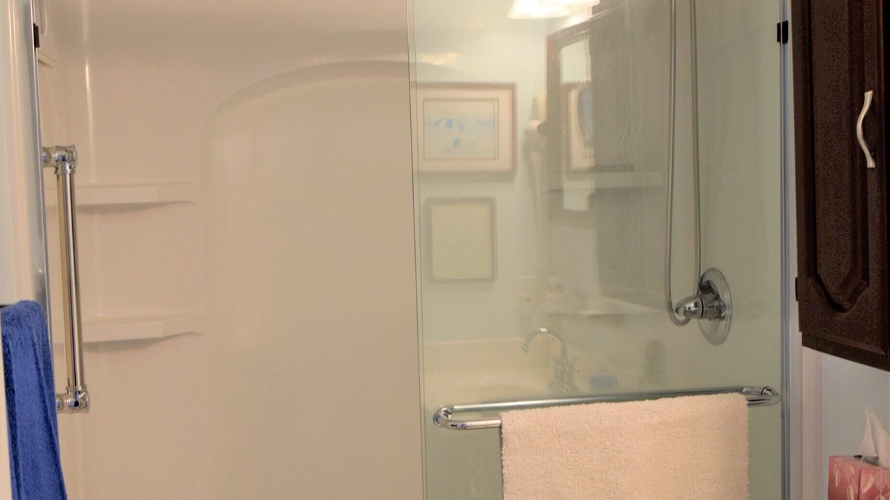 Photo of Bathroom in Ocean Park