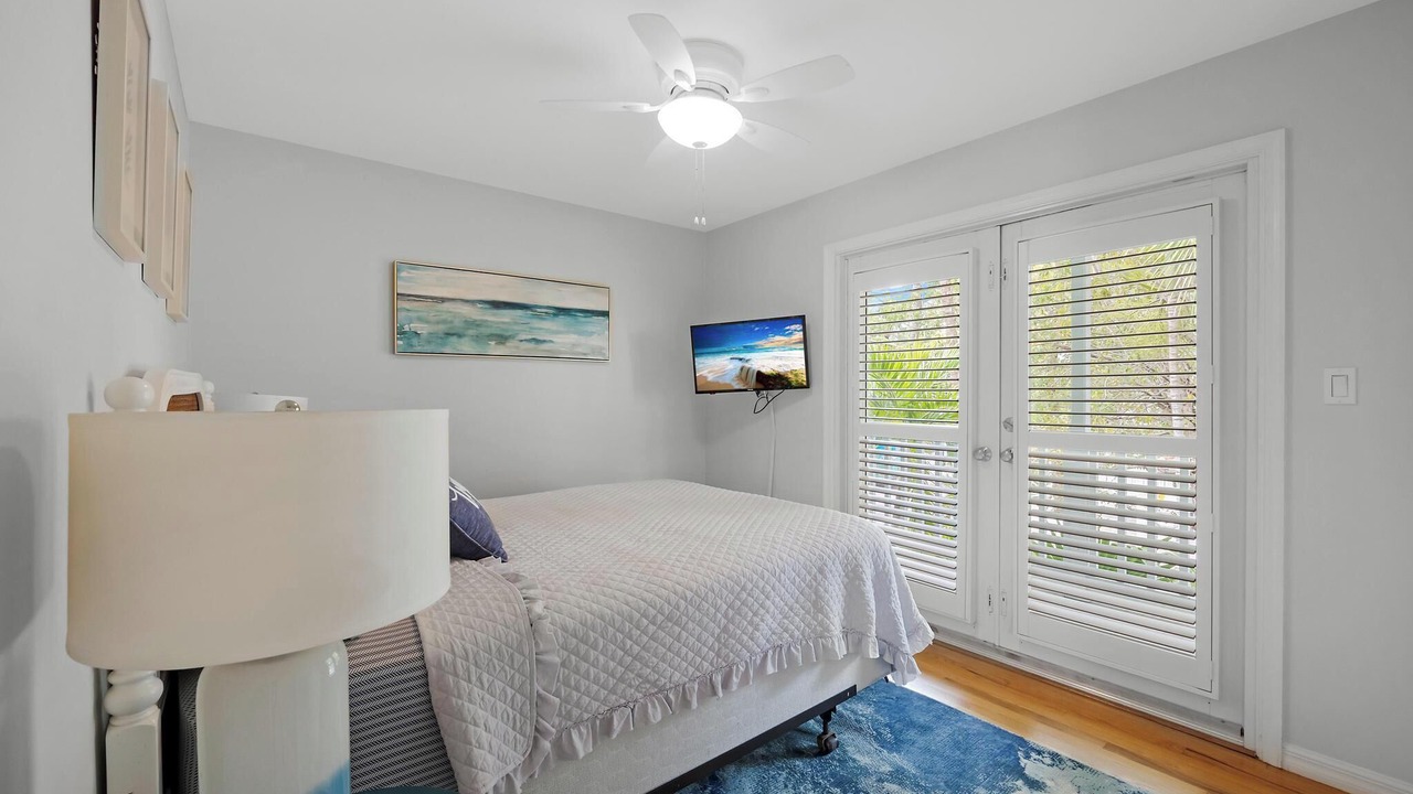 Photo of Bedroom in Truman Annex
