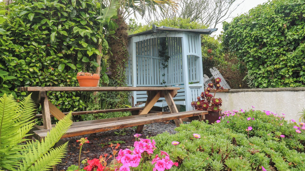 Photo of Others in Ludgvan