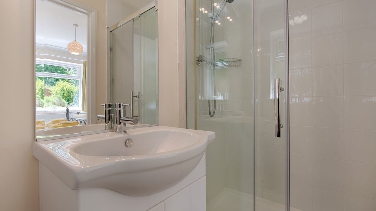 Photo of Bathroom in Dawlish