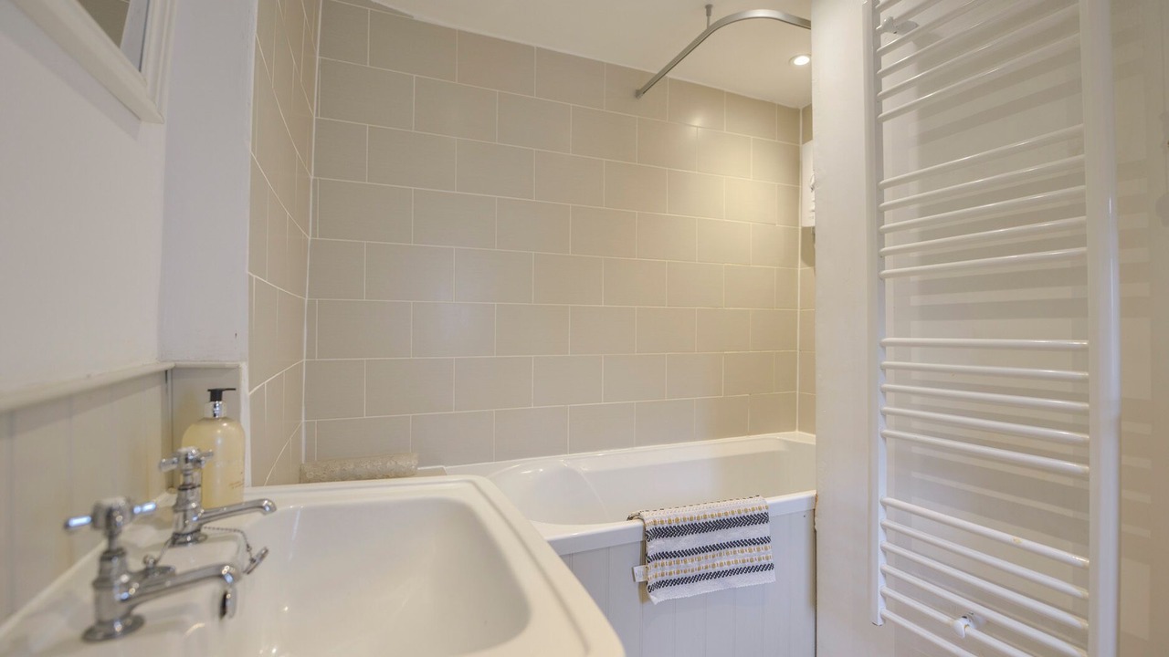 Photo of Bathroom in Burgh Island