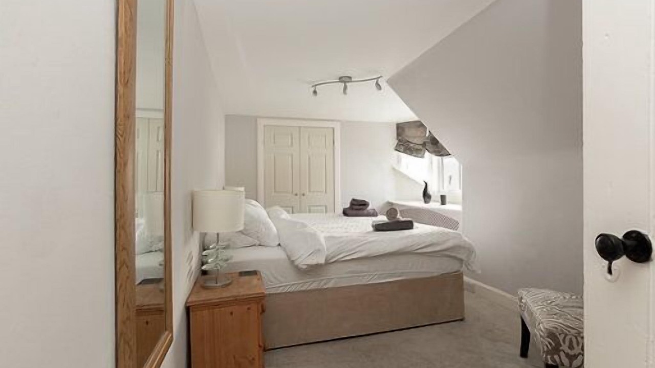 Photo of Others in Dunbar