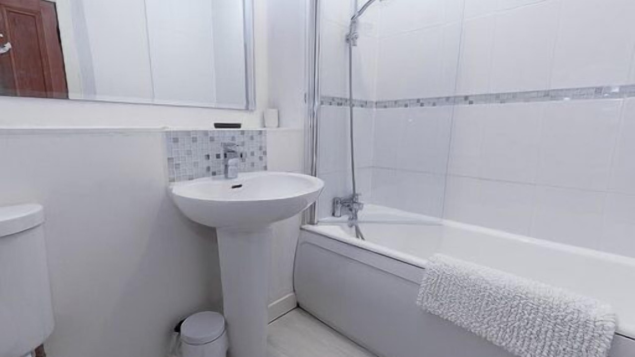 Photo of Others in Dunbar