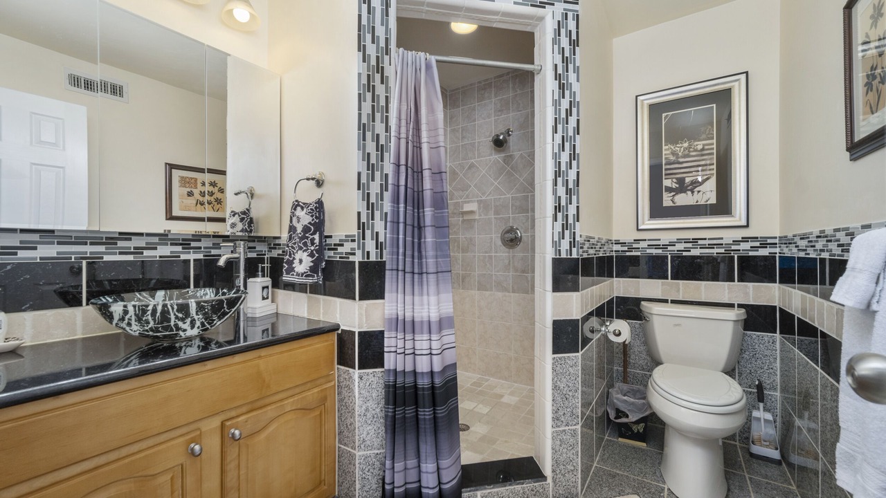 Photo of Bathroom in Croatan Beach