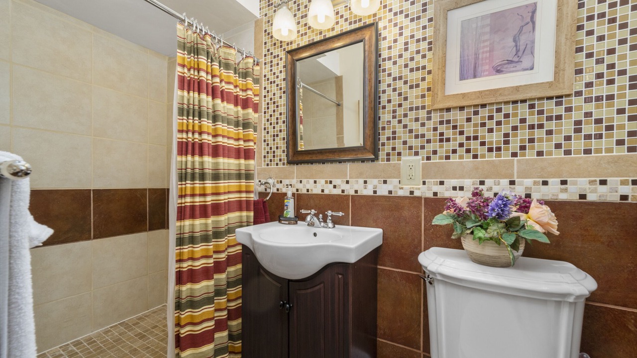 Photo of Bathroom in Croatan Beach