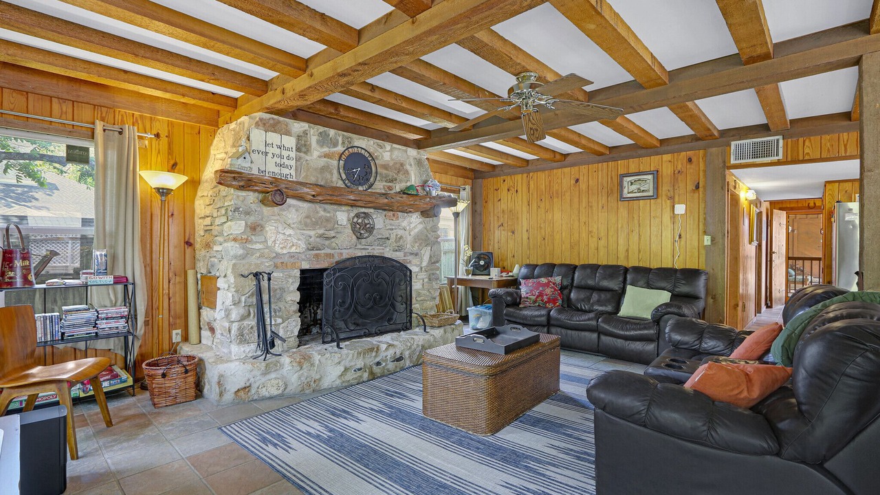 Photo of Livingroom in New Braunfels
