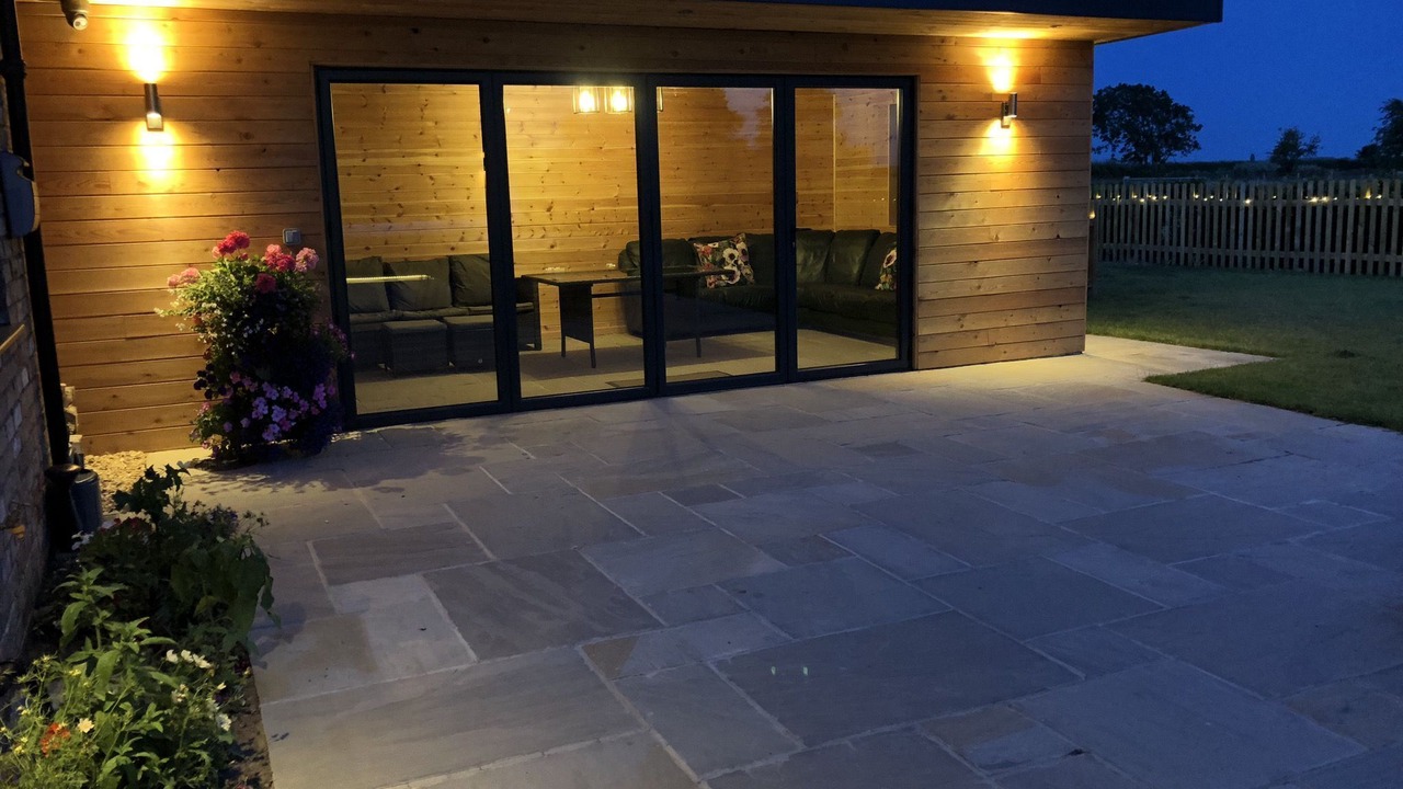 Photo of Patio Balcony in Dunholme