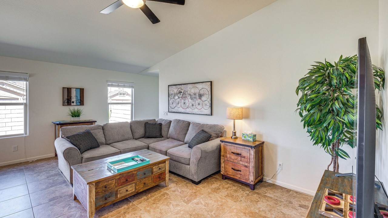 Photo of Livingroom in San Tan Valley