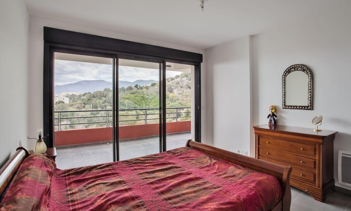 Photo of Bedroom in Bastia