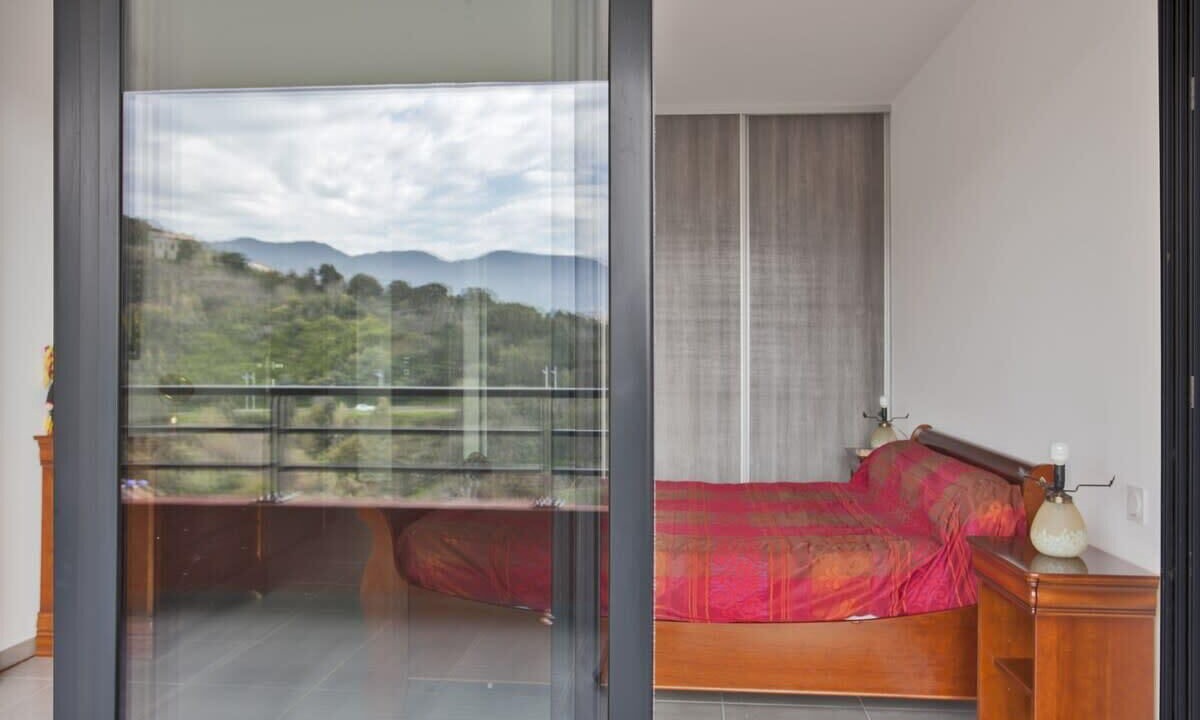 Photo of Bedroom in Bastia