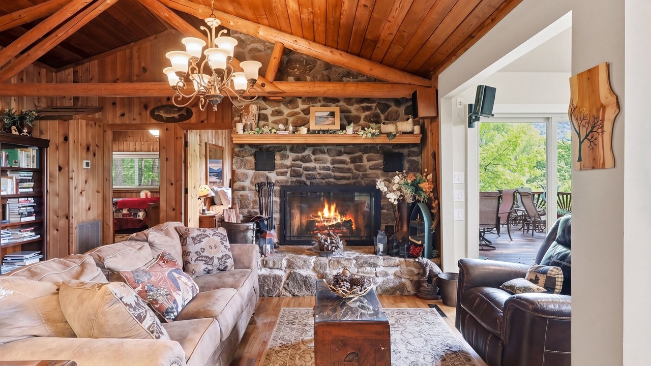 Photo of Livingroom in Huddleston