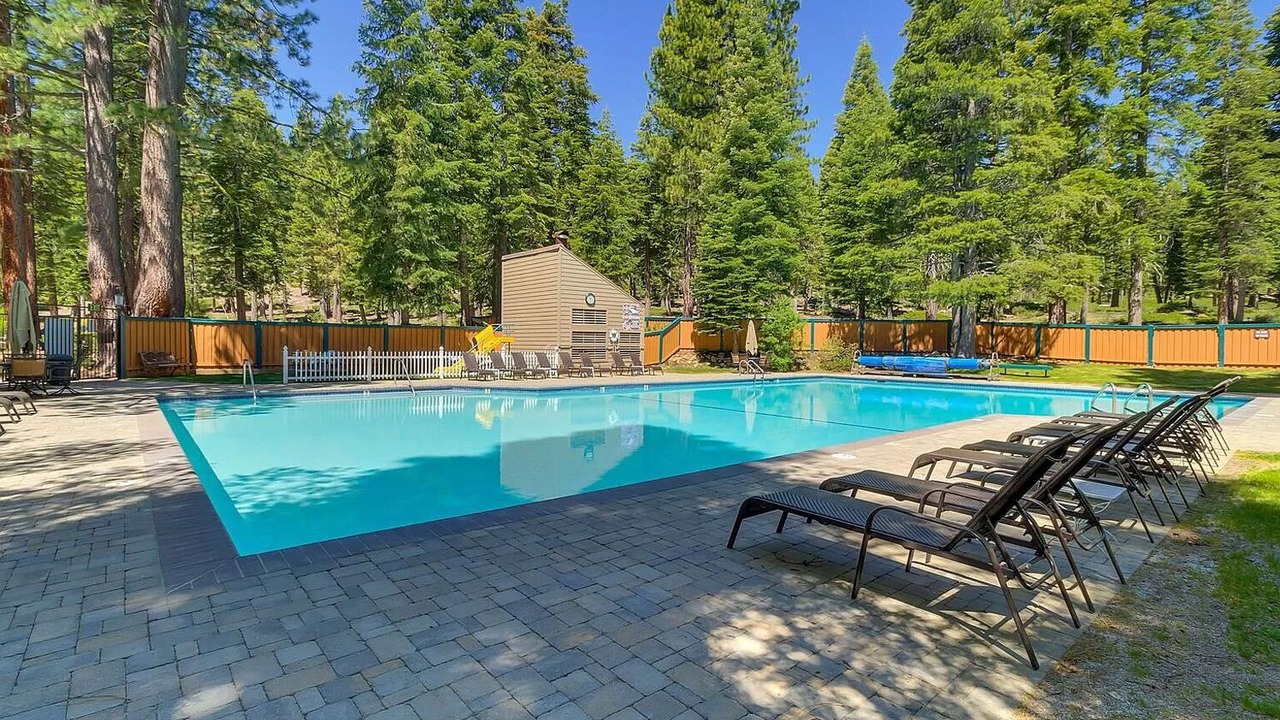 Photo of Outdoor in Carnelian Woods