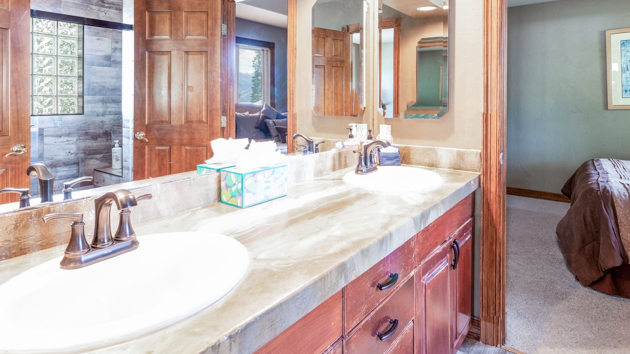 Photo of Bathroom in Baldy Mountain